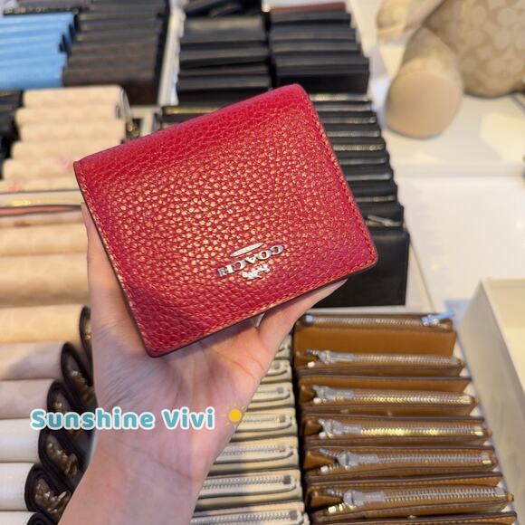 NWT Coach Snap Wallet leather CBO77 SV/DARK CARDINAL Shiny pebble leather - Picture 1 of 6